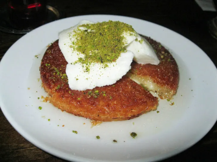 A traditional Turkish dessert - Kunefe.