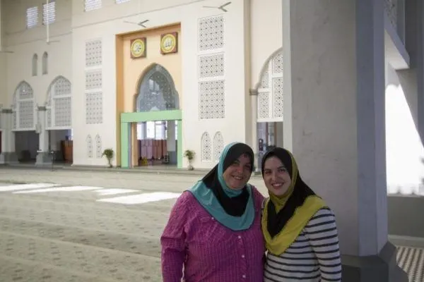 Devon and Corinne inside the City Mosque Kota Kinabalu.