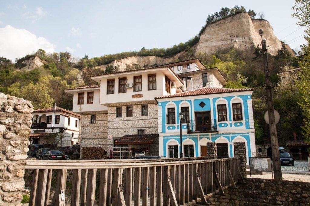 Some beautiful houses you'll see if you go to Bulgaria. 