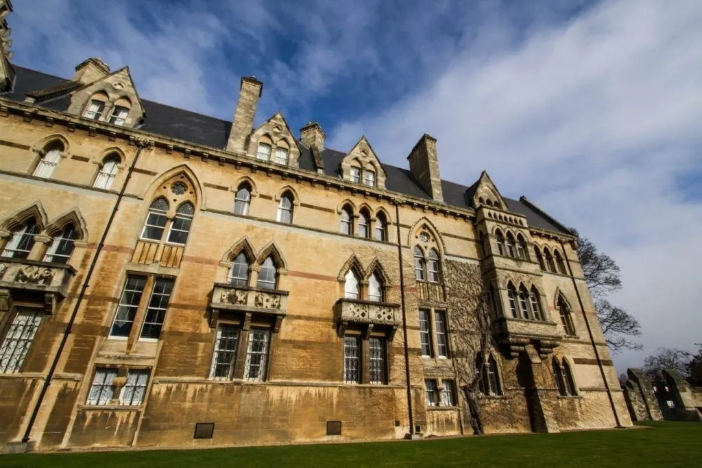 Exterior view of Oxford University building.