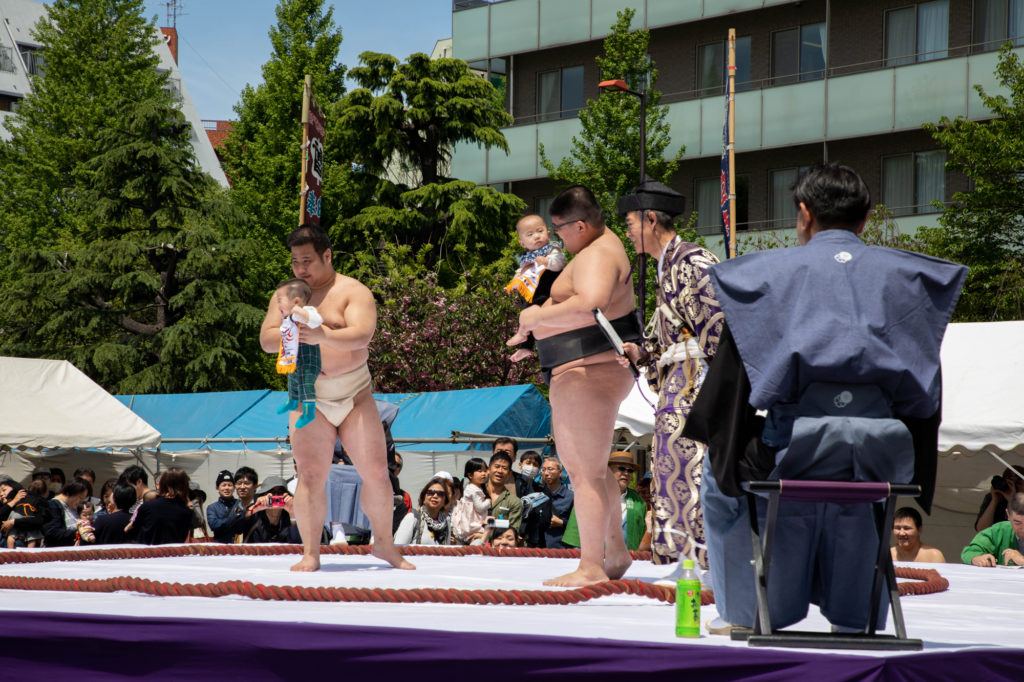 Babies and sumo wrestlers in Tokyo, too cute!