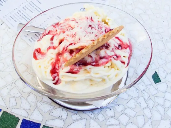 Now sure what to eat in Germany? Try a bowl of ice cream that looks like spaghetti.