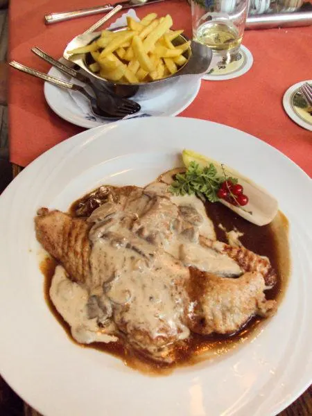 Fries, meat and sauce are a typical German meal and exactly what to eat in Germany. 