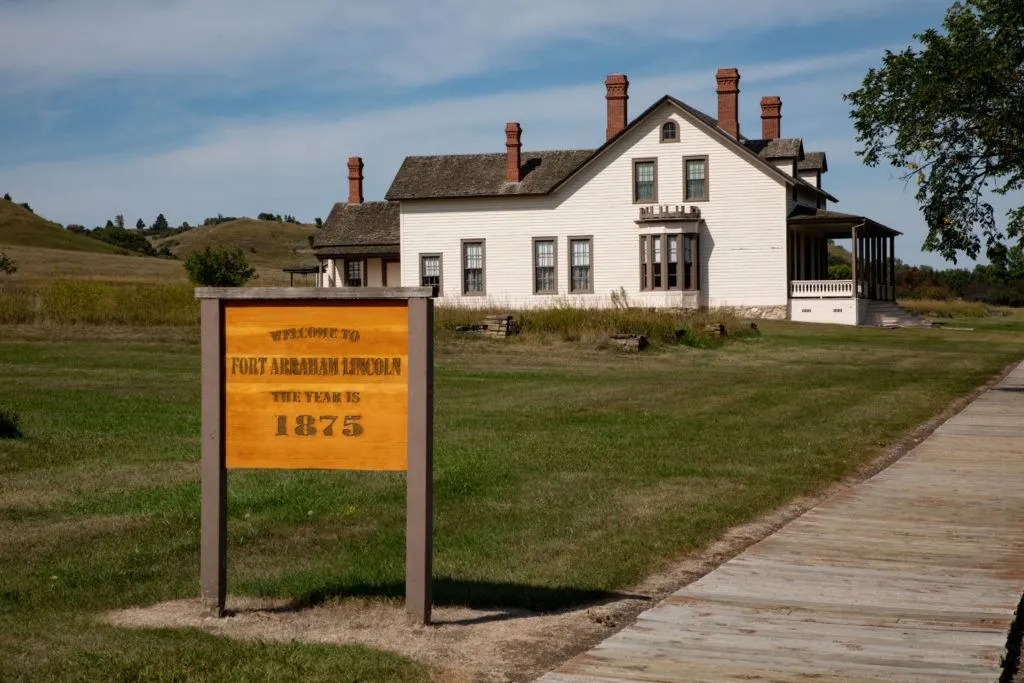 Historical sites, such as the Lincoln House, belong on your North Dakota bucket list.