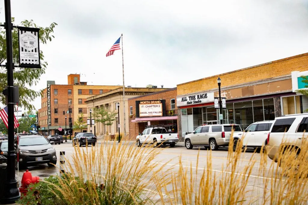 One of the cities to go on your North Dakota bucket list is Williston with its walkable downtown.