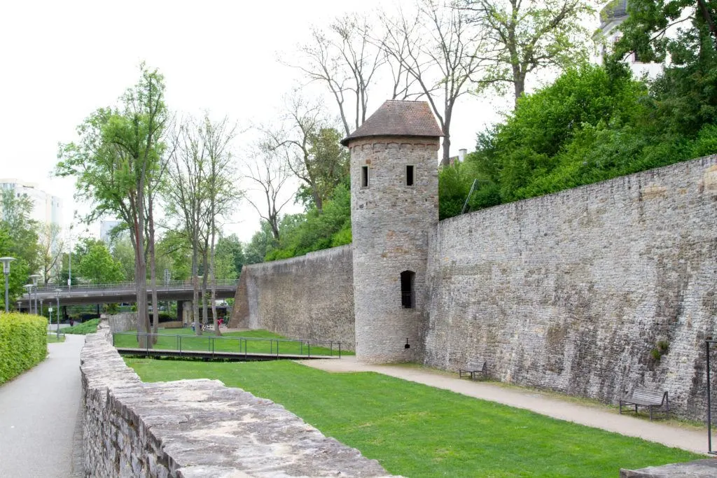 The stone walls of Schweinfurt look good covered in spring green leaves.