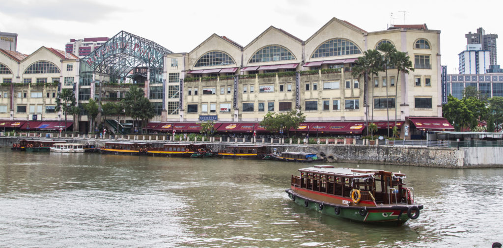 Taking a bum boat river cruise through Singapore's waterways is fun for the whole family.