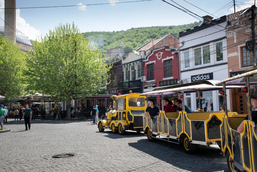The small tourist train that take you through Prizren.