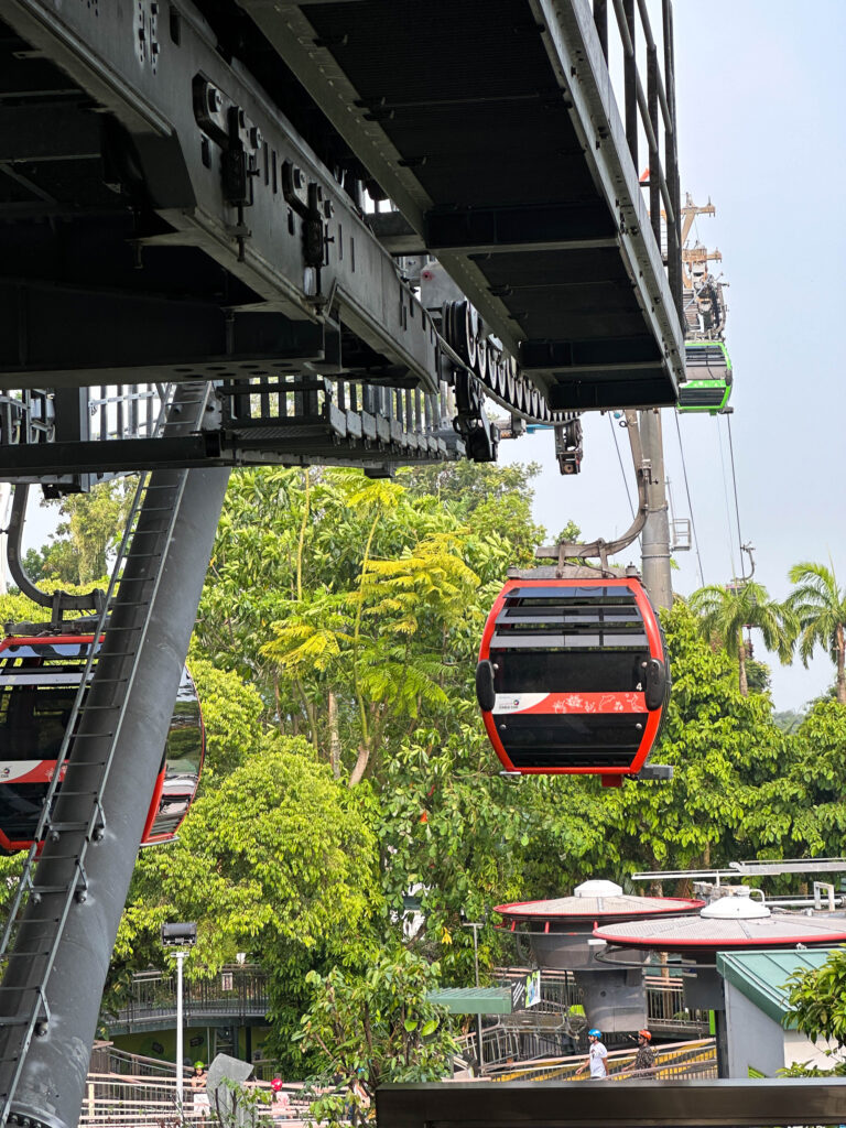 Cable Car to Sentosa Island, great things to do with Kids in Singapore.